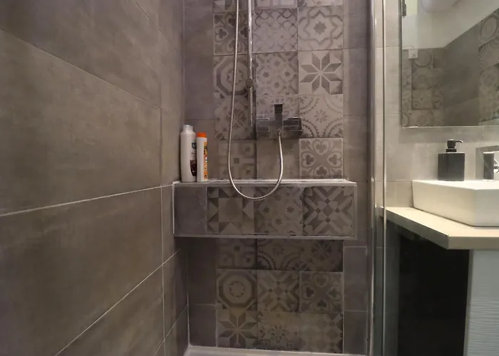 Klauzal 10 Apartman